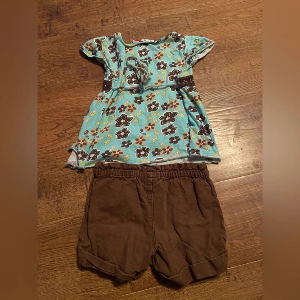 Girls shorts outfit 5/6 osh kosh